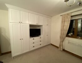 Bespoke fitted bedroom wardrobe with TV space in Waddingham